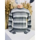 Чоловічий светр олива з класичним орнаментом
