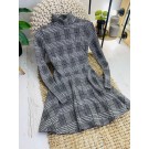 Жіноча класична сукня в клітинку (М)