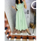 Легка приталена сукня на гудзиках