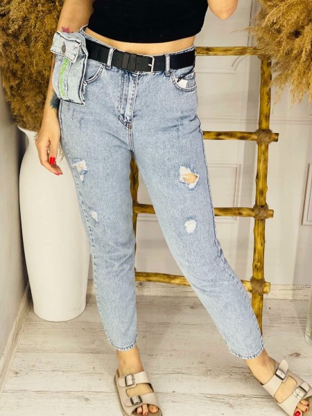 Стильні джинси для сучасних красунь