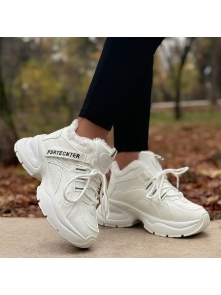 Зимові жіночі кроси