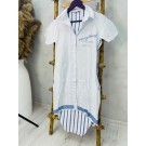 Легка сукня-сорочка з акцентним малюнком на грудях