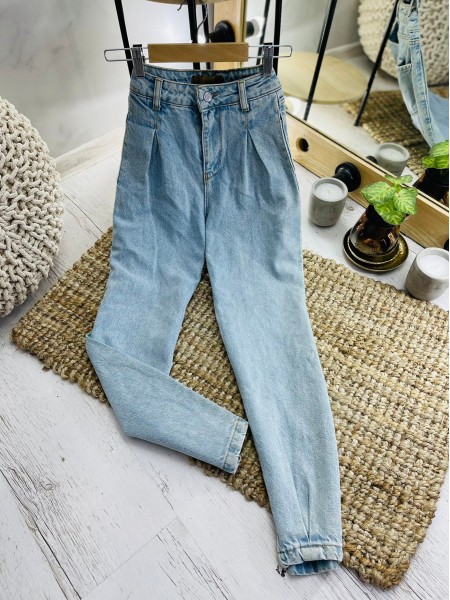 Жіночі блакитні джинси слоучі (26,27,28)