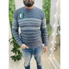 Чоловічий светр з стильним принтом 