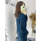Об'ємний, стильний, масивний, теплий, трендовий светер-сукня