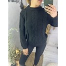 М'який, якісний чорний светр