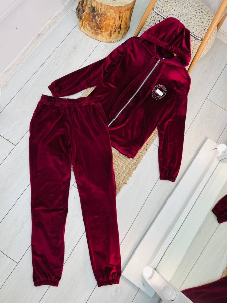 Костюм на хутрі