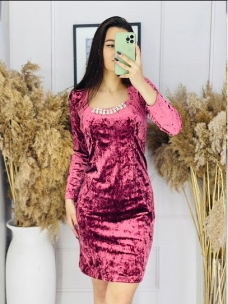 Стильна, коштовна сукня у оксамиті в кольорі марсал та електрик