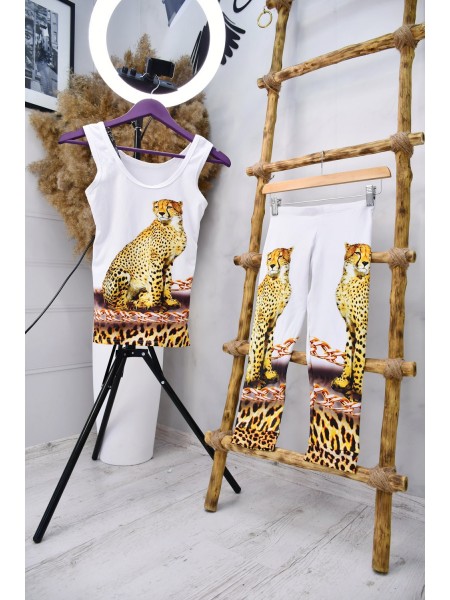 Стильний костюм з леопардами