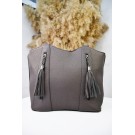 Ділова жіноча сумка з бахромою на кишеньках
