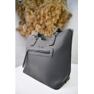 Класична сумка в сірих відтінках
